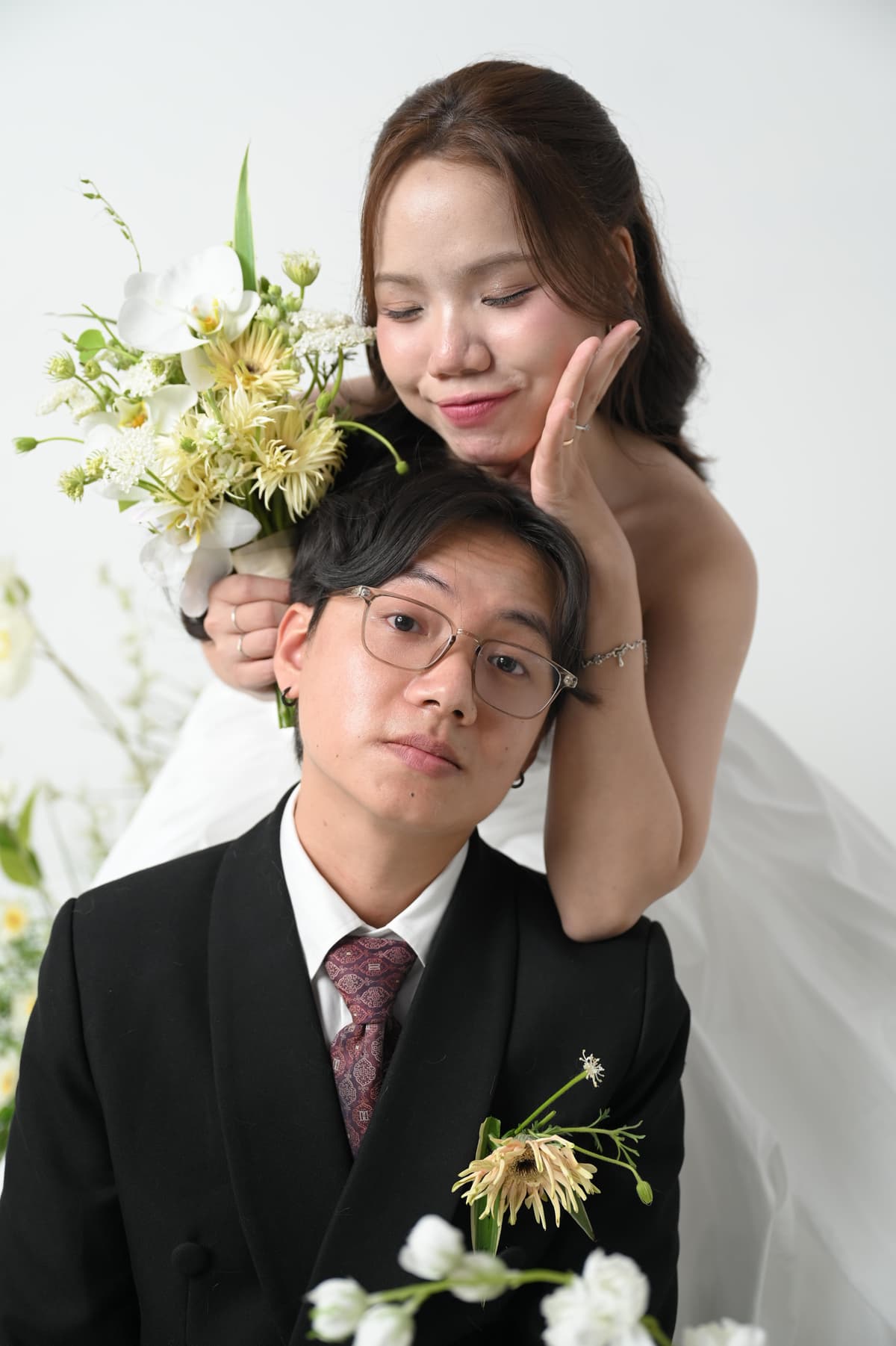 Ảnh cưới vui nhộn